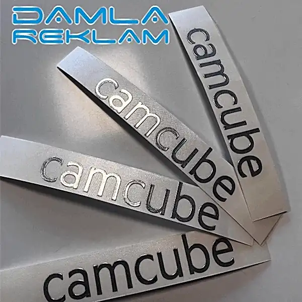 slim-cut-metal-cut-etiket--4