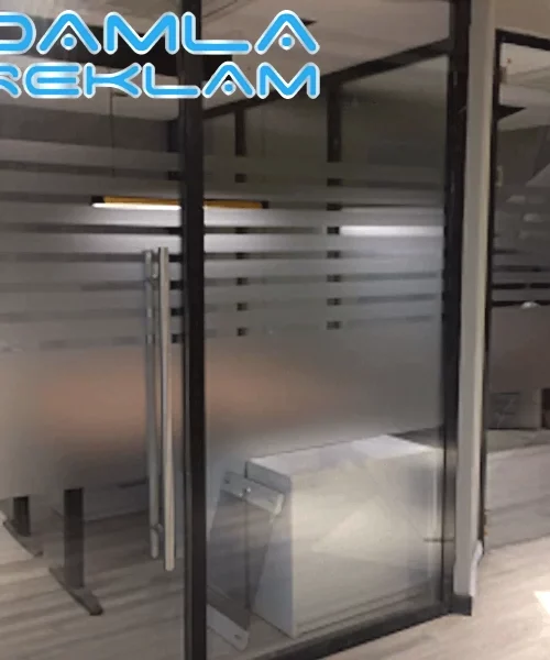 cam-dekor-folyo-kumlama-uygulama--1